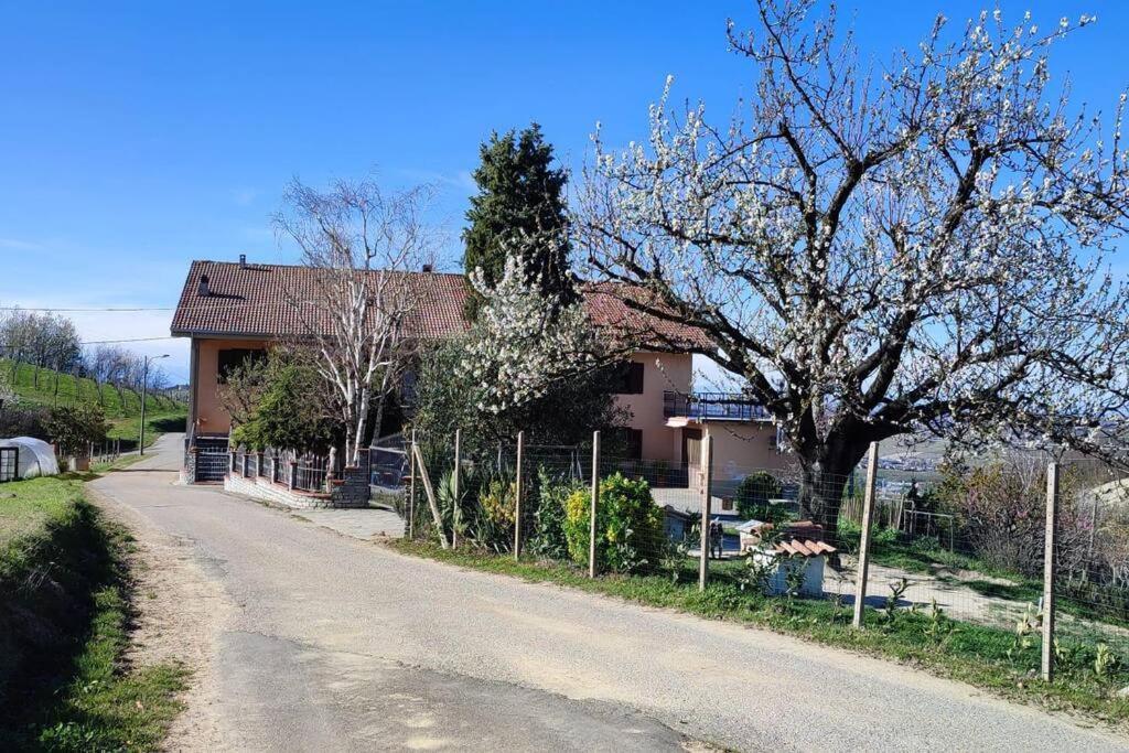 Il Canto Del Gallo Casa Vacanze Ristorante Pizzeria Cassinasco Eksteriør bilde